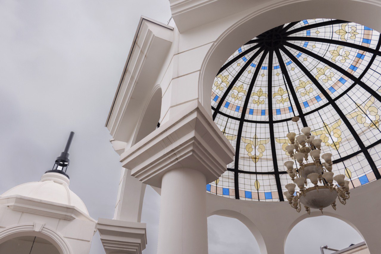 Stained Glass Dome on Shah Neshin - Elahieh Project